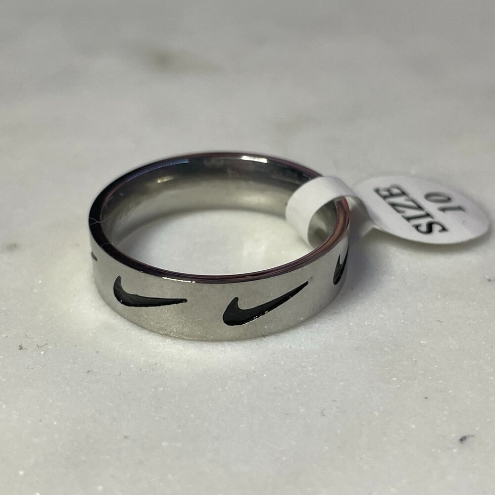 Nike Ring - Black Swoosh Pattern - Silver Ring - Size 10 - Unisex - Y2K